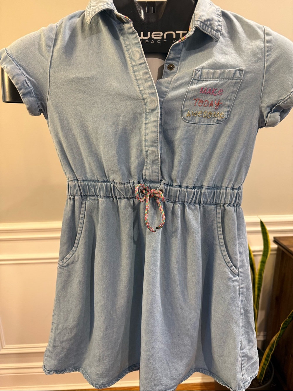 Cat & Jack Girls Lyocell Chambray Dress M (7/8) - Make Today Awesome